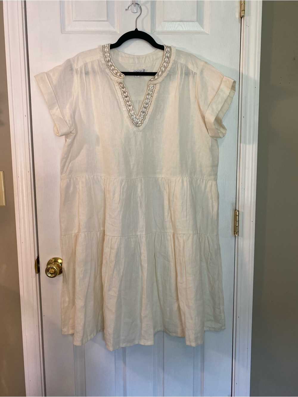 Chico's Cream Textured 100% Linen Tiered V-Neck Top